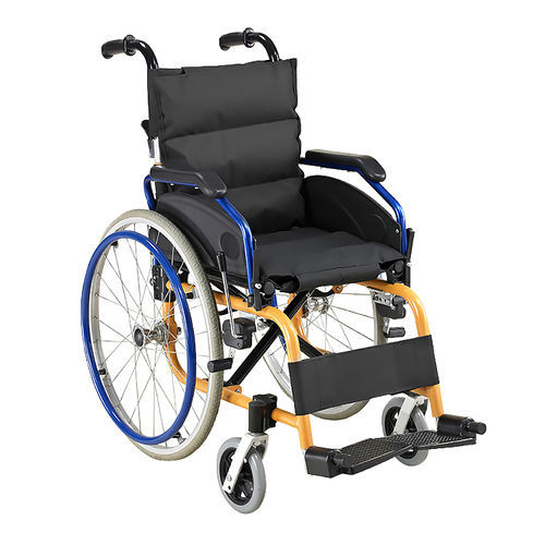 Manueller Rollstuhl - HQ907L-36 - Zhongshan Hanqi Medicalequiment Technology - zur Nutzung im Freien / für den Innenbereich / mit Fußstütze