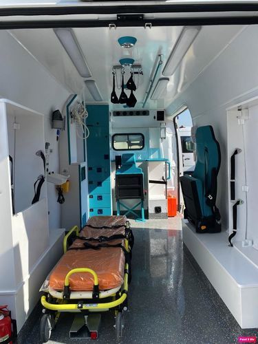 Ambulanz mit Sauerstofftherapie - eos ambulance