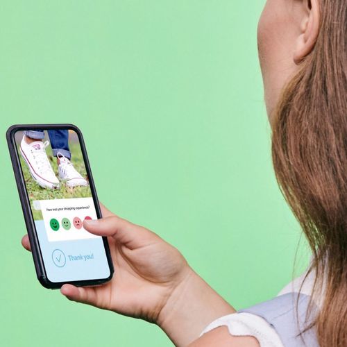 Mobile Applikation / zur Erhebung der Patientenzufriedenheit - SMILEY DIGITAL™ - HAPPYORNOT - medizinisch / für Krankenhaus / Reporting