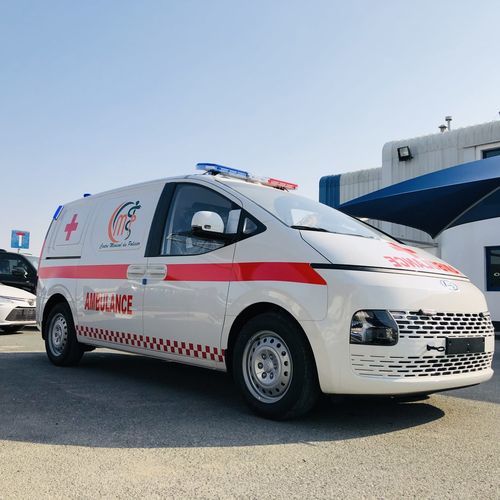 Paramedizinische Ambulanz - ICU AUTOMOTIVE IMPORT EXPORT AND CONSULTING. - mit Sauerstofftherapie / 4-Tragen / Diesel