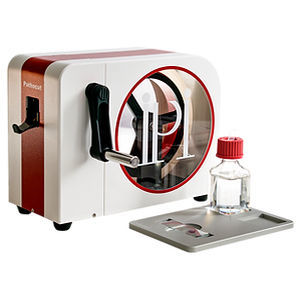 Manueller Eindeckautomat - IPI Pathocut® - Island Polymer Industries GmbH