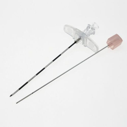 Nadel für Epiduralanästhesie - Epidural Needle - Zoray Precision Technology - Quincke / gesichert / 14G