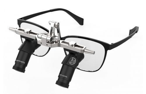 Lupenbrille - Ergo-Vue Flip - 5.5x - ErgonoptiX Alon Sabsay - mit Flip-up-Funktion / mit Stirnleuchte