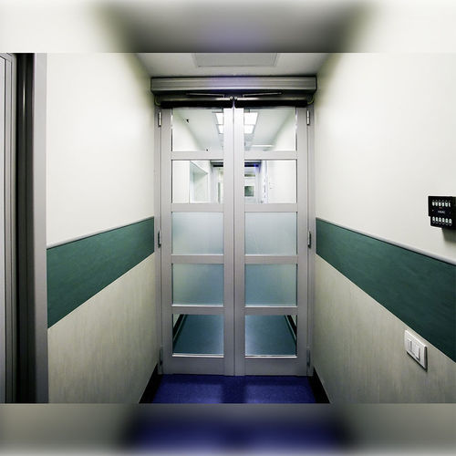 Sicherheitstür - iCat® - RSA Door Systems - für Krankenhaus / einflügelig / Flügel