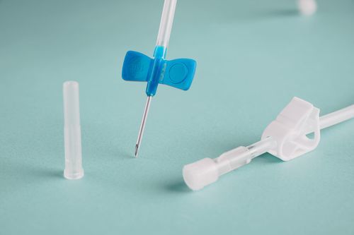 Nadel für arteriovenöse Injektion (Fistel) - Browndove Healthcare Private Limited - mit Flügel / steril / 15G