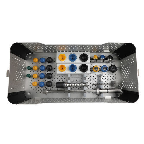 Instrumentenset / Einsetzen von Hüftprothesen - Centrau Medical Instrument - anpassbar