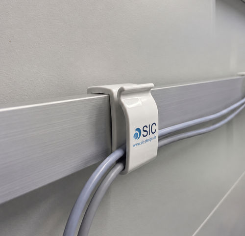 Träger für Kabel - M-20262 series - S.I.C Entwicklungs- und Vertriebs GmbH - schienenmontiert