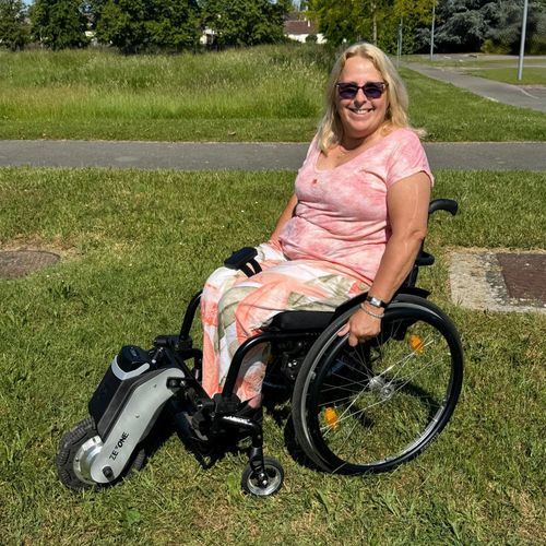 Elektrischer Rollstuhl - ZE ONE - WheelMove SAS - für Behinderte / zur Nutzung im Freien / Offroader