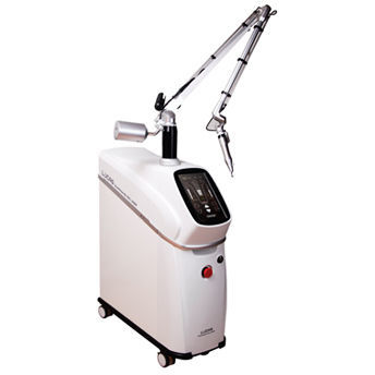 Laser für Pigmentläsionen - LUCAS Plus - AMT Engineering  - zur Tattooentfernung / Nd:YAG / auf Wagen