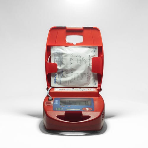 Halbautomatischer externer Defibrillator - GEO SAVER D - A.M.I. ITALIA - USB / mit EKG-Anzeige / zweiphasig
