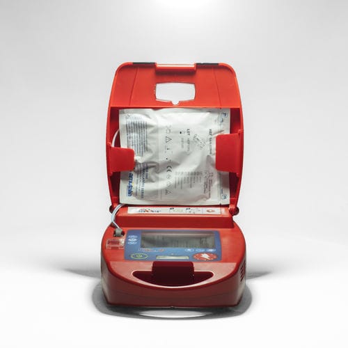 Halbautomatischer externer Defibrillator - GEO SAVER P - A.M.I. ITALIA - USB / mit EKG-Anzeige / zweiphasig