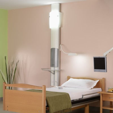 Vertikale Versorgungseinheit - ERGOLINE - BIOLUME  - Patientenzimmer / mit Licht