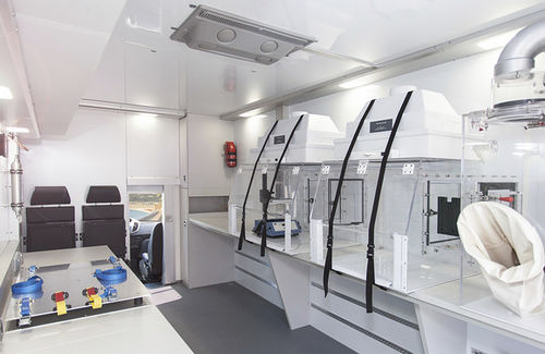 Mobile Krankenstation / Labor - Ford Transit - Dlouhy - Transporter