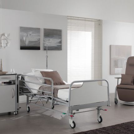 Krankenhausbett - SIENA - Haelvoet - manuell / höhenverstellbar / Trendelenburg