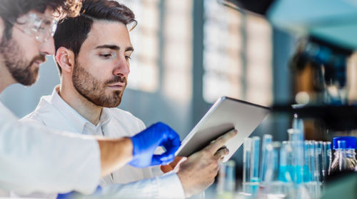 Überwachter LIMS - TrakCare® Lab  - InterSystems   - Management / Analyse / Reporting