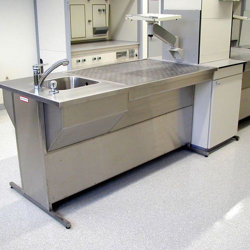 Labor-Arbeitsstation / Histopathologie - UCS-1500-D - KUGEL medical GmbH & Co. KG - für Probenvorbereitung / mit Waschbecken / Luftabsaugung nach unten
