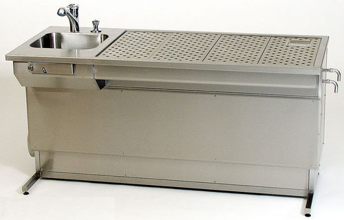 Labor-Arbeitsstation / Makroskopie - UCS-E-1750 - KUGEL medical GmbH & Co. KG - für Probenvorbereitung / bodenstehend / mit Waschbecken
