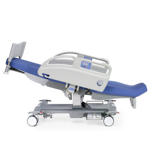 Elektrischer Behandlungsstuhl - Diamed PRO - Medical Iberica - dreiteilig / auf Rollen / höhenverstellbar