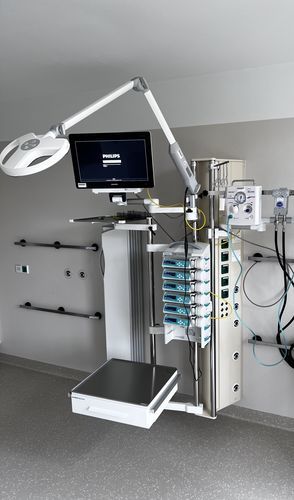 Wandmontierte Versorgungseinheit - IME 1500/dublex - modul technik - vertikal / für die Intensivstation / individuell gestaltbar