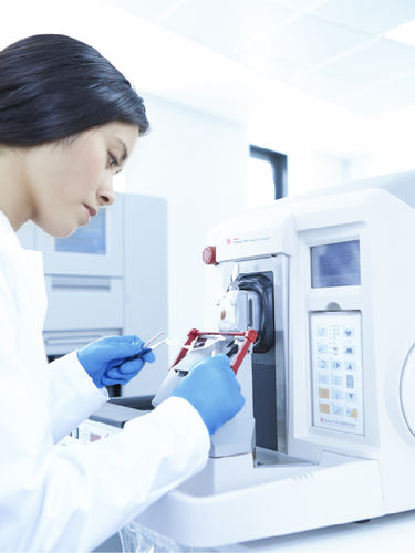 Automatisiertes Mikrotom - Tissue-Tek AutoSection® - Sakura Finetek Europe