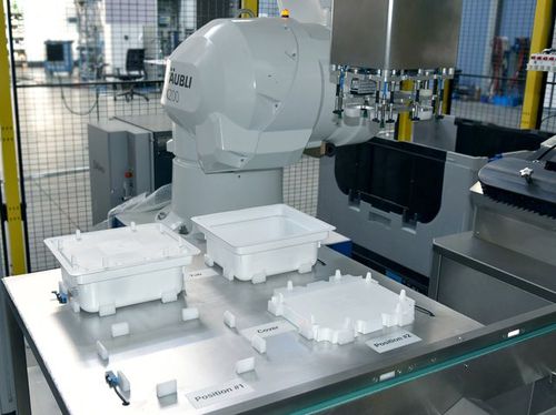 Palettierer und Depalettierer / für Materialumschlag - Sterisys - Roboter / automatisiert / für Kisten