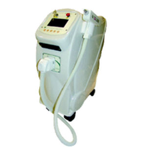 Laser für Pigmentläsionen - Q-STAR - Tecnolaser - zur Tattooentfernung / Nd:YAG / auf Wagen