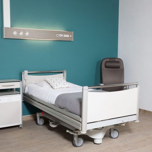 Horizontale Versorgungseinheit - AXIS - TLV Healthcare - Patientenzimmer / mit Licht / individuell gestaltbar
