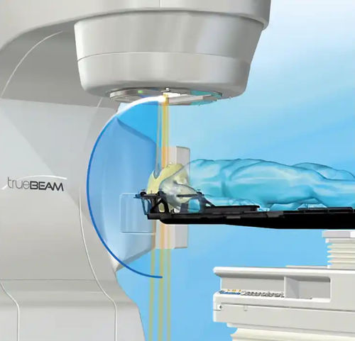 Stereotaktische Röngenchirurgie Partikel-Linearbeschleuniger - HyperArc - Varian Oncology - mit vollautomatisierter Positioniertisch / mit Lamellenkollimator (MLC)