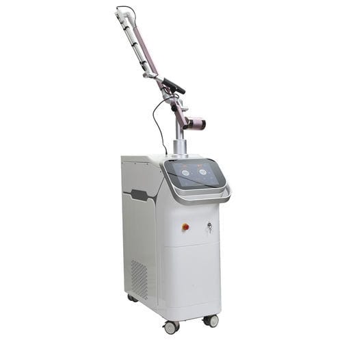 Laser für Pigmentläsionen - Themis™ - GIGAALASER - für Hautverjüngung / zur Tattooentfernung / Festkörper