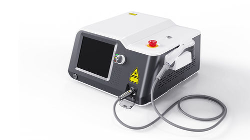 OP-Laser - VELAS II - GIGAALASER - für physikalische Biostimulation / Dioden / Tischgerät