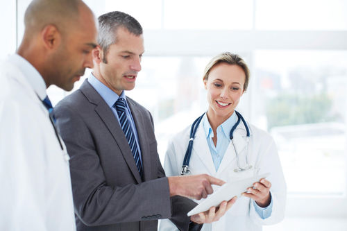 Datenmanagementsystem - Oracle Cerner - für Krankenhaus / automatisiert