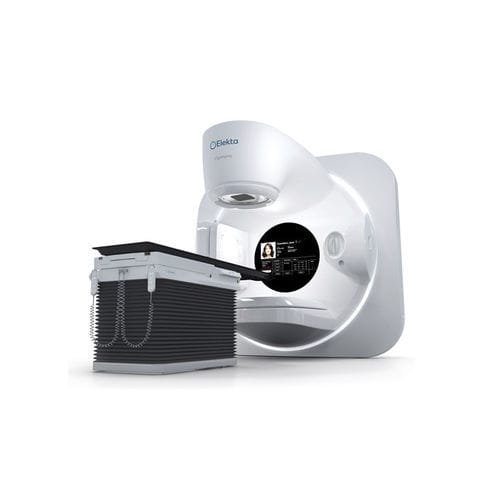 Partikel-Linearbeschleuniger / bildgeführte Radiothérapie - Harmony - Elekta - mit vollautomatisierter Positioniertisch / mit Lamellenkollimator (MLC)