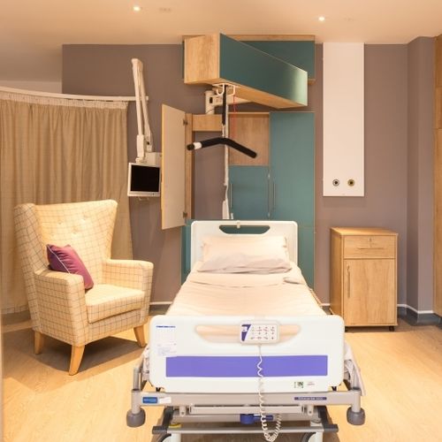 Elektrischer Patientenlifter - INTEGRALIFT™ 230  - Integra International AS - deckenmontiert
