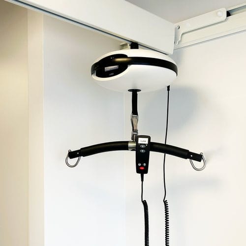 Elektrischer Patientenlifter - LUNA®  - Winncare group - deckenmontiert / Aluminium
