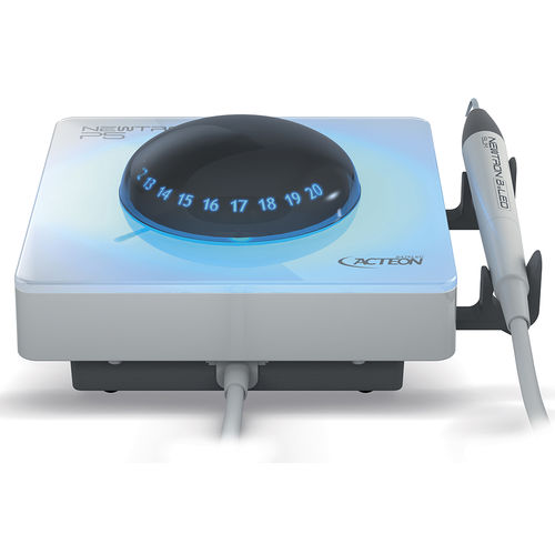 Dental-Scaler / Ultraschall - NEWTRON® P5 BLED  - ACTEON GROUP - Komplettset / mit LED-Licht