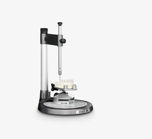 Dentallabor-Parallelometer / mit 1 Arm - Surveyor B2  - BIO-ART EQUIPAMENTOS ODONTOLÓGICOS