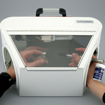 Arbeitsplatz für Dentallabors / Tischgerät - Airsonic® Absorbo Box® - Hager & Werken