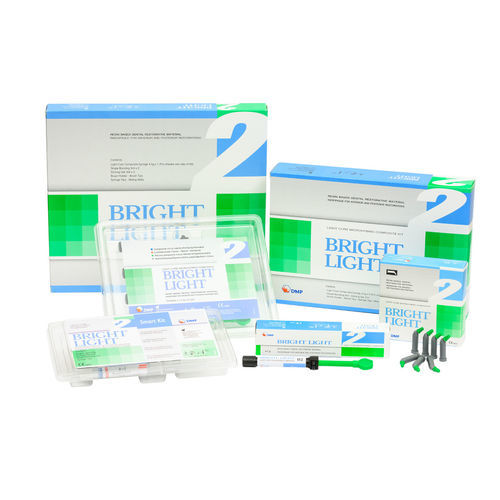 Zahnmedizinisches Material / Verbundwerkstoff - Bright Light - DMP - zur Dentalrestaurierung / für Veneere / für Seitenzähne