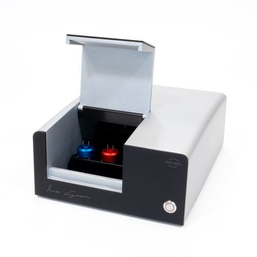 3D-Scanner / zur Anfertigung von Hörprothesen - duo Scan - smart optics Sensortechnik GmbH   - Tisch / LED / Weißlicht