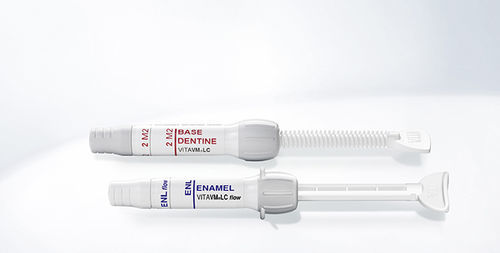 Zahnmedizinisches Material / PMMA - VITAVM®LC - VITA Zahnfabrik H. Rauter GmbH & Co.KG   - Zirkonoxid / PEEK / Verbundwerkstoff