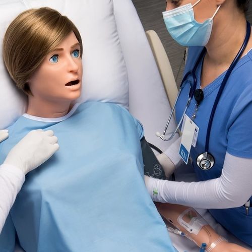 Komplett Patientensimulator - SUSIE&reg; S2400 - Gaumard - für Auskultation / für Blasenkatheterisierung / für CPR