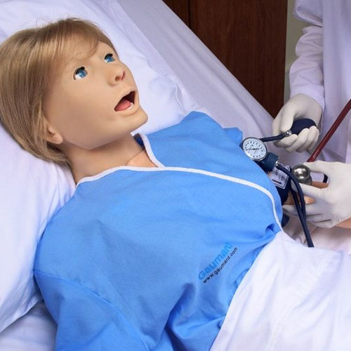Patientensimulator für Krankenpflege - SUSIE® S901 - Gaumard - Erwachsene / weiblich / Ganzkörper