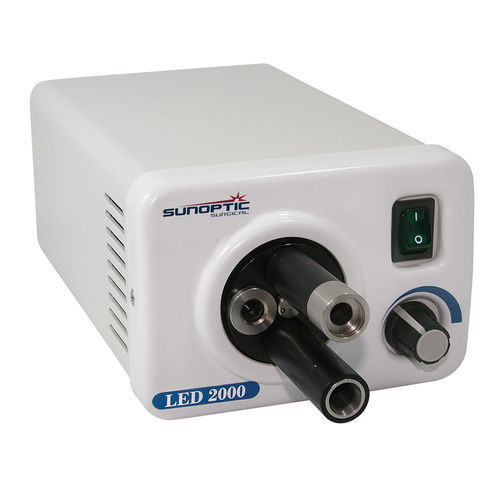 Lichtquelle für Endoskope - 2000  - Sunoptics Surgical - LED / kompakt