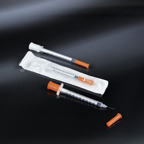 Insulinspritze - 110 series - Nuova Aptaca - 1 ml / 0,5 ml / Einweg