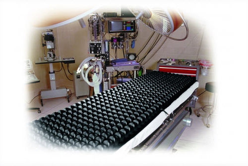 Matratze für OP-Tisch - DRY FLOATATION® - ROHO - mit statischer Luft / mit wabenförmigen Zellen / Anti-Dekubitus