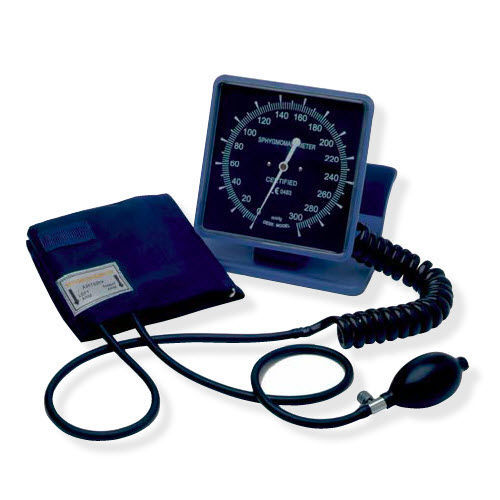 Aneroid-Blutdruckmessgerät - D05.150 - Timesco - Tisch / mit Erwachsenenmanschette