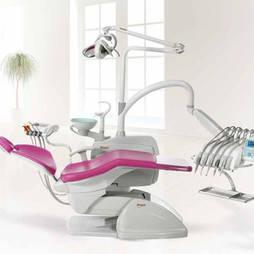 Dentale Behandlungseinheit / mit Stuhl - PRINCE - Fedesa - mit Instrumententräger / mit Licht