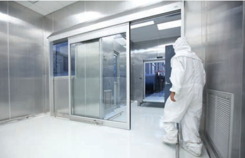 Tür für Reinraum - ASSA ABLOY Entrance Systems Italy Srl - Schiebe / Glas