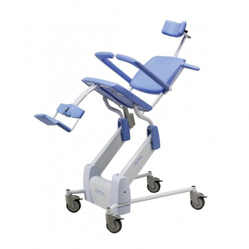 Duschstuhl mit Armlehnen - Reflex - SCEMED - auf Rollen / mit Fußstütze / mit Rückenlehne
