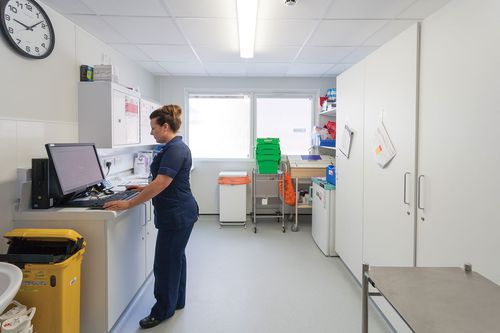 Vollständige Einrichtung für Krankenzimmer - Portakabin